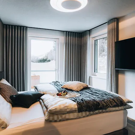 Apartmán Lynett - Ihr Rueckzugsort In Den Tiroler Bergen Fliess