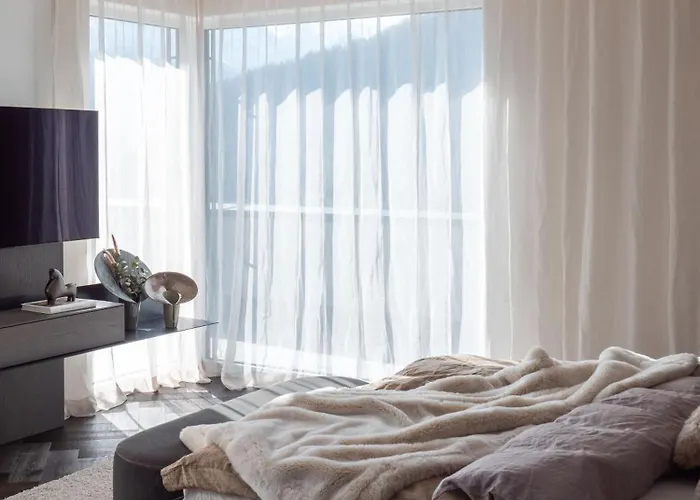 Lynett - Ihr Rueckzugsort In Den Tiroler Bergen * Fliess