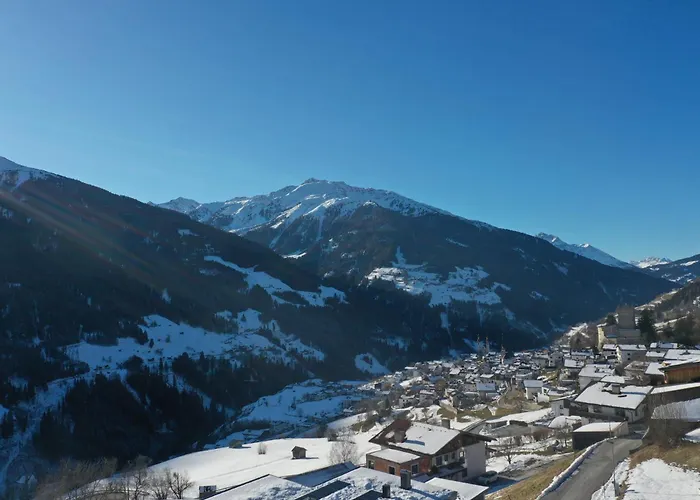 Lynett - Ihr Rueckzugsort In Den Tiroler Bergen * Fliess