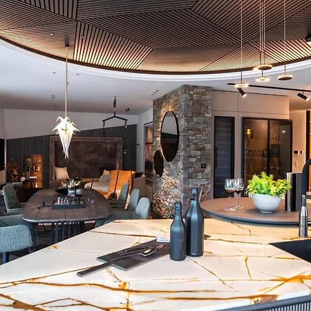 Apartmán Lynett - Ihr Rueckzugsort In Den Tiroler Bergen Fliess